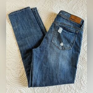 Dollhouse size 9 roll up skinny Capri